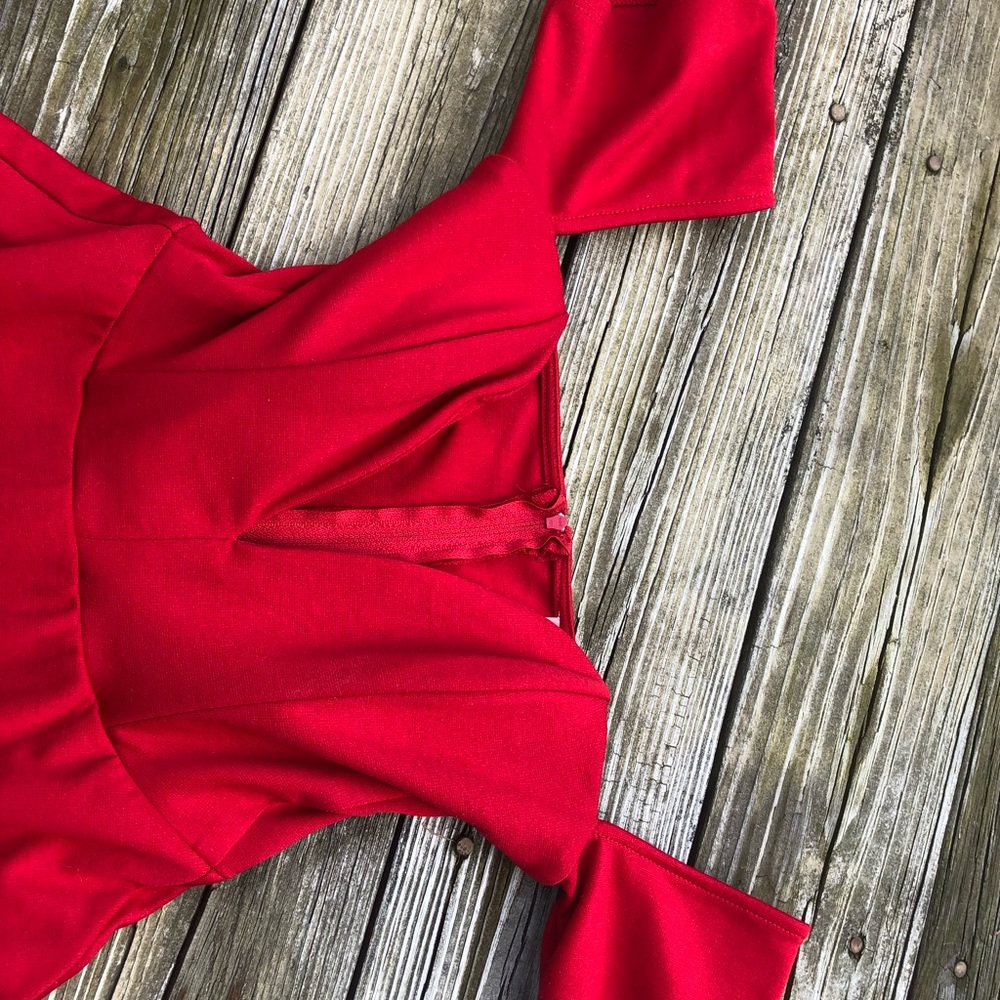 NASTYGAL gorgeous red Bardot off the shoulder skater dress size m - Picture 4 of 8